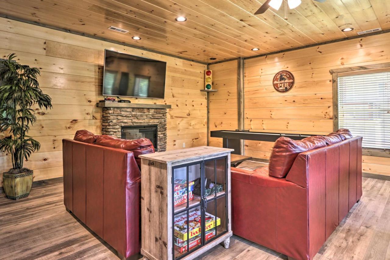 Modern Cabin With Hot Tub And Game Room In Gatlinburg! Εξωτερικό φωτογραφία